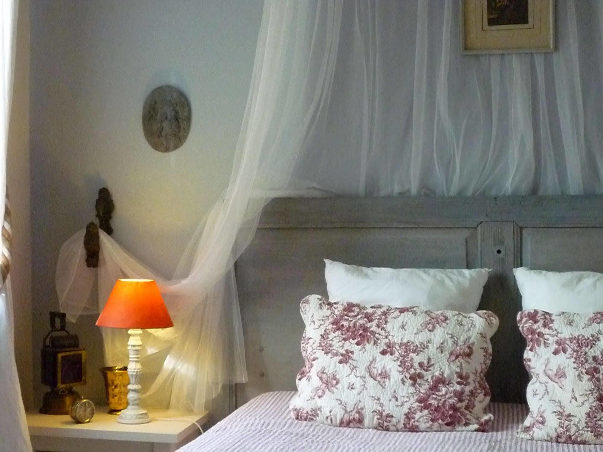 Bed and Breakfast L'Ile Aux Mimosas Tautavel Exterior foto